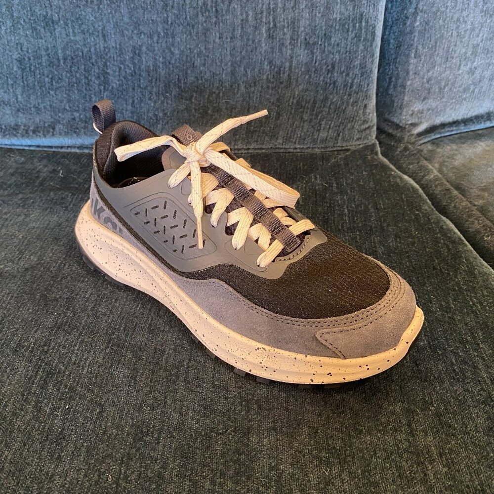 Olukai - Makiki Lava Rock/Dark Shadow - Multiple Sizes (NEW W/ BOX)